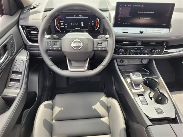 2025 Nissan Rogue SL photo 7