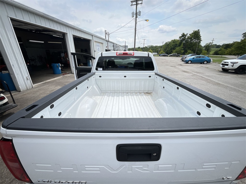 2022 Chevrolet Colorado LT photo 22