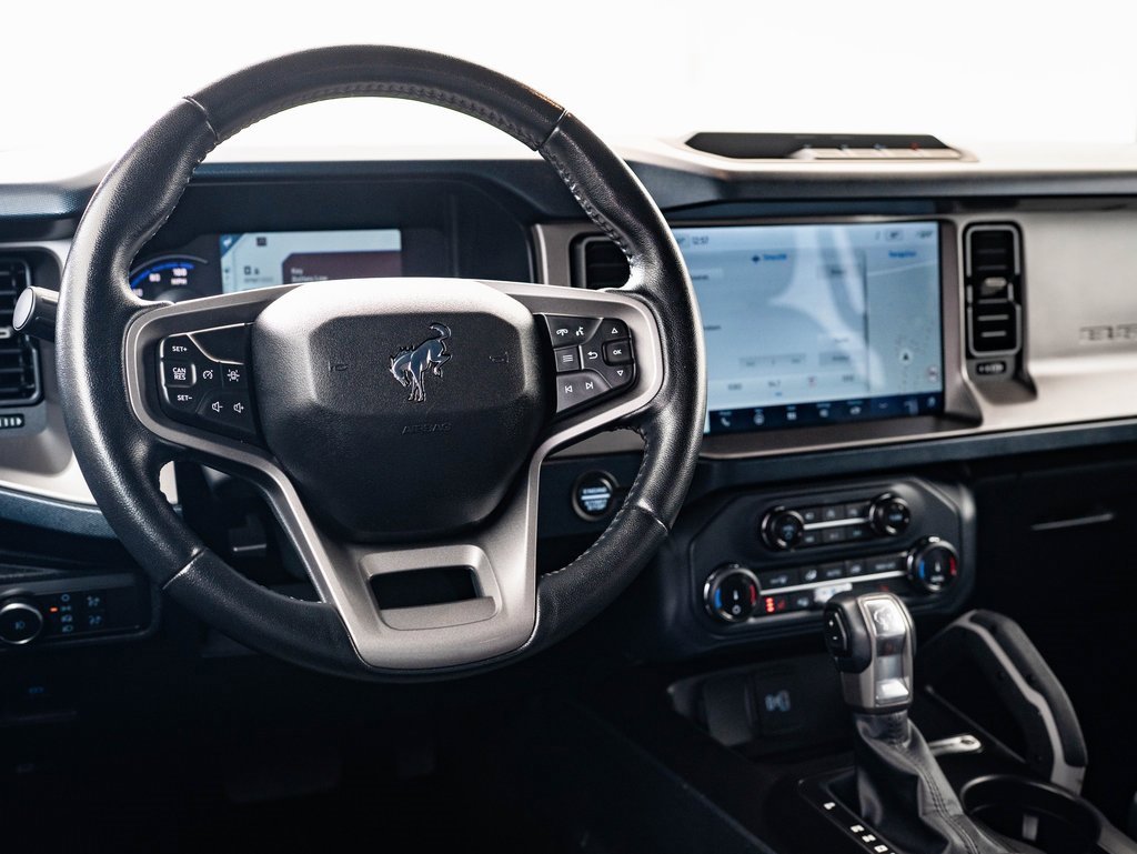 2022 Ford Bronco Outer Banks photo 4