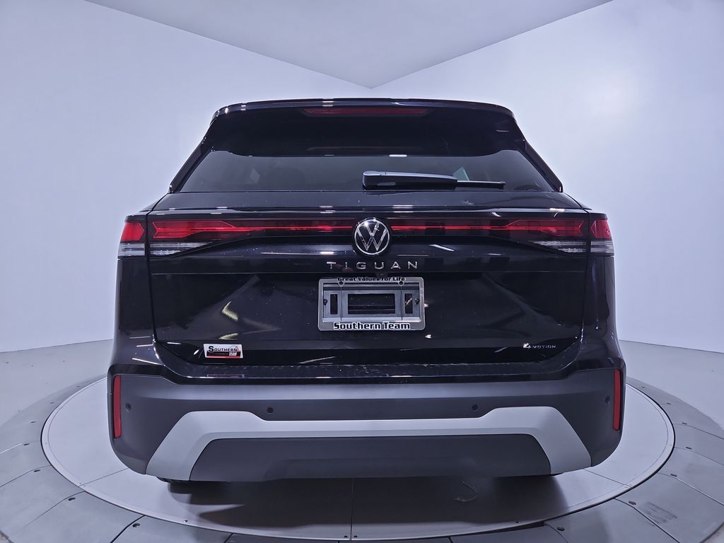 2025 Volkswagen Tiguan S photo 4