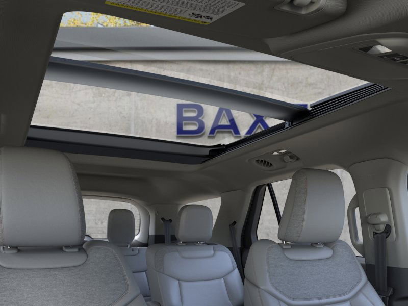 2025 Ford Explorer photo 19