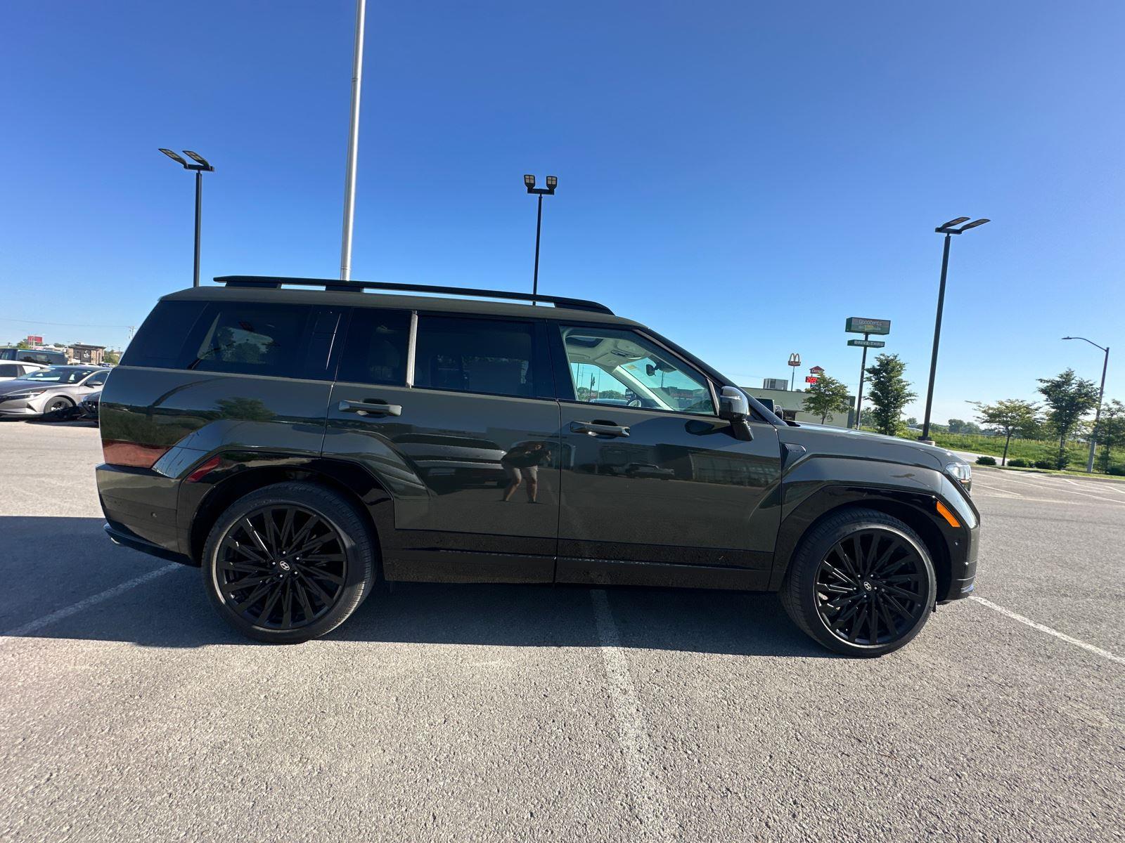 2025 Hyundai Santa Fe Calligraphy photo 2