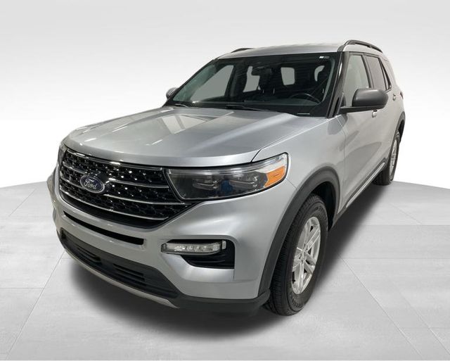 2021 Ford Explorer XLT photo 3