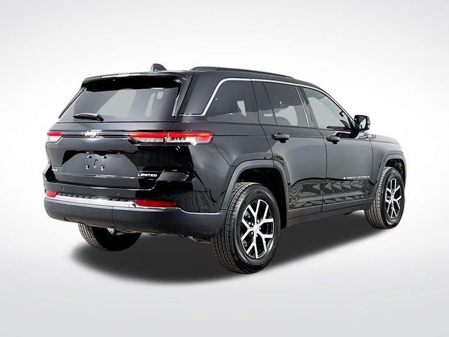 2025 Jeep Grand Cherokee Limited photo 2