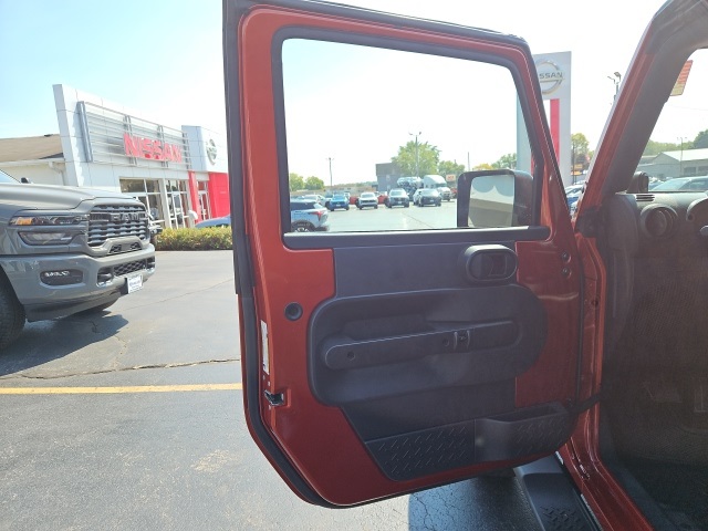 2009 Jeep Wrangler X photo 17