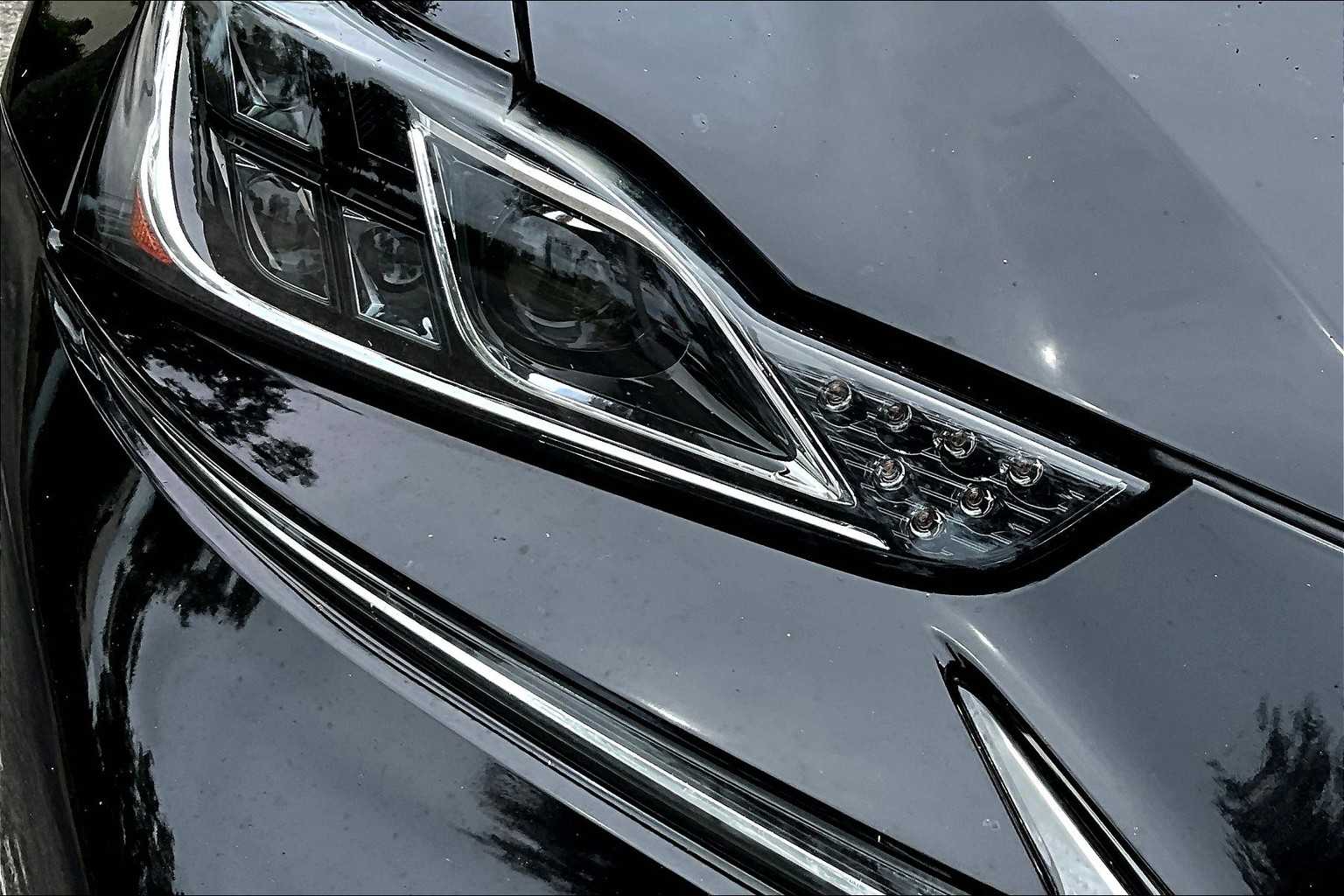 2020 Lexus IS 300 F SPORT photo 26