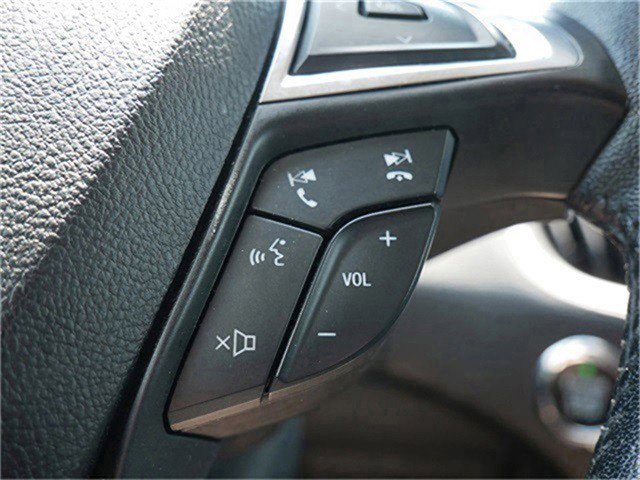 2022 Ford Edge SEL photo 26