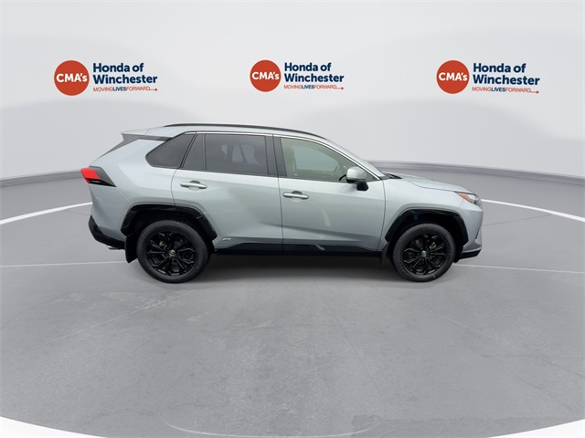 2022 Toyota RAV4 Hybrid SE photo 11