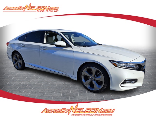 2020 Honda Accord Touring's photo