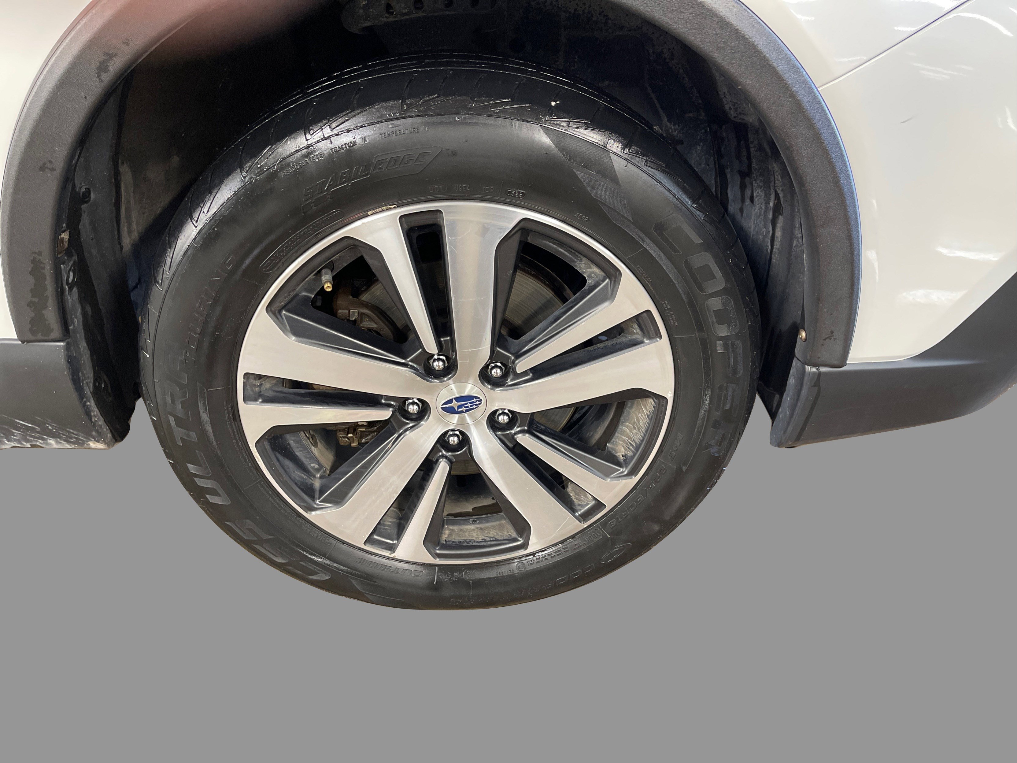 2018 Subaru Outback Limited photo 9