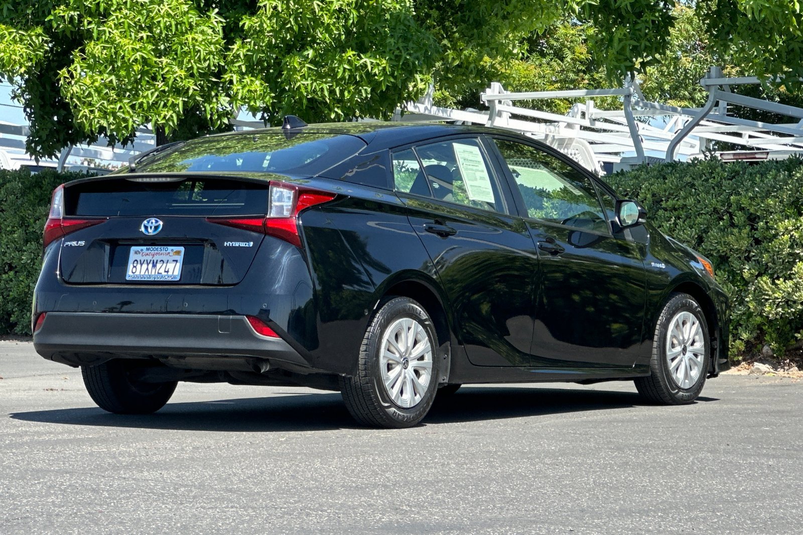 2022 Toyota Prius L Eco photo 4