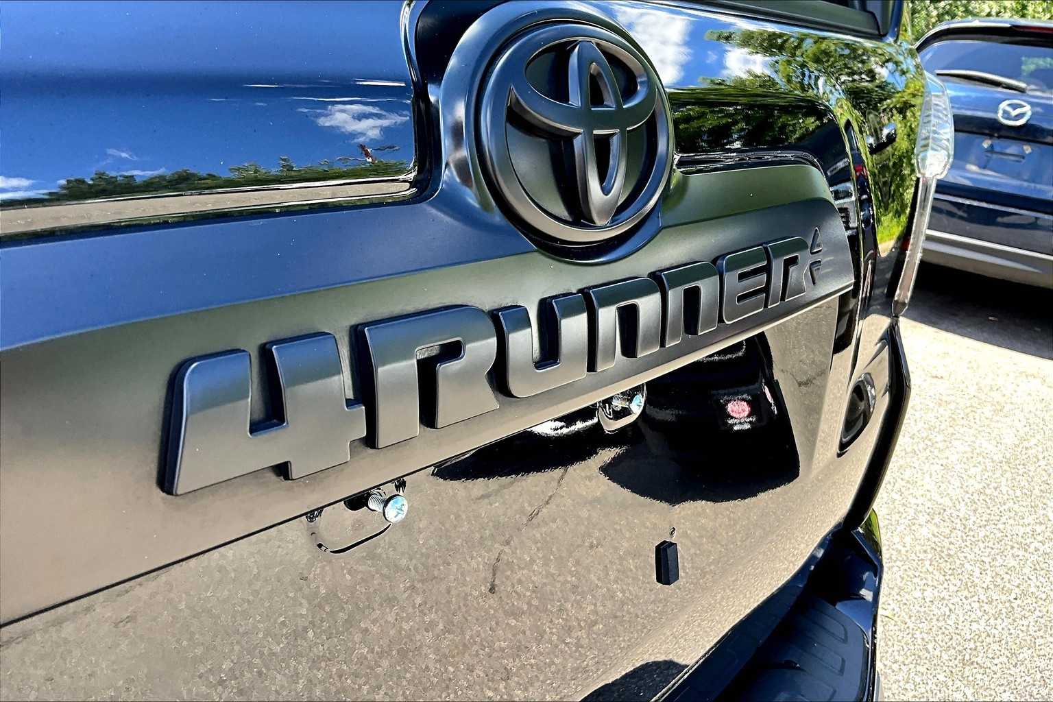 2024 Toyota 4Runner TRD Premium photo 9