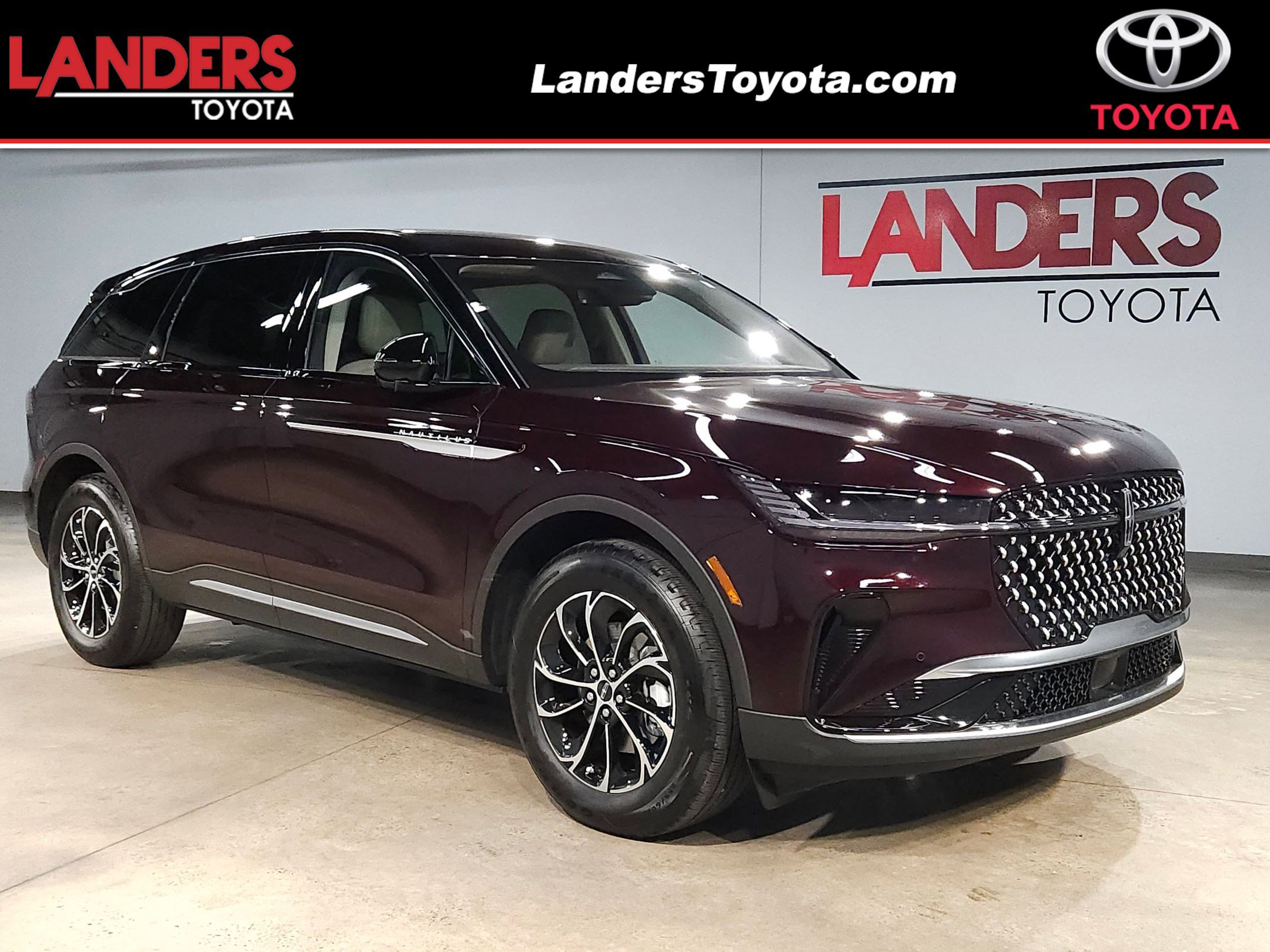 2025 Lincoln Nautilus Premiere's photo