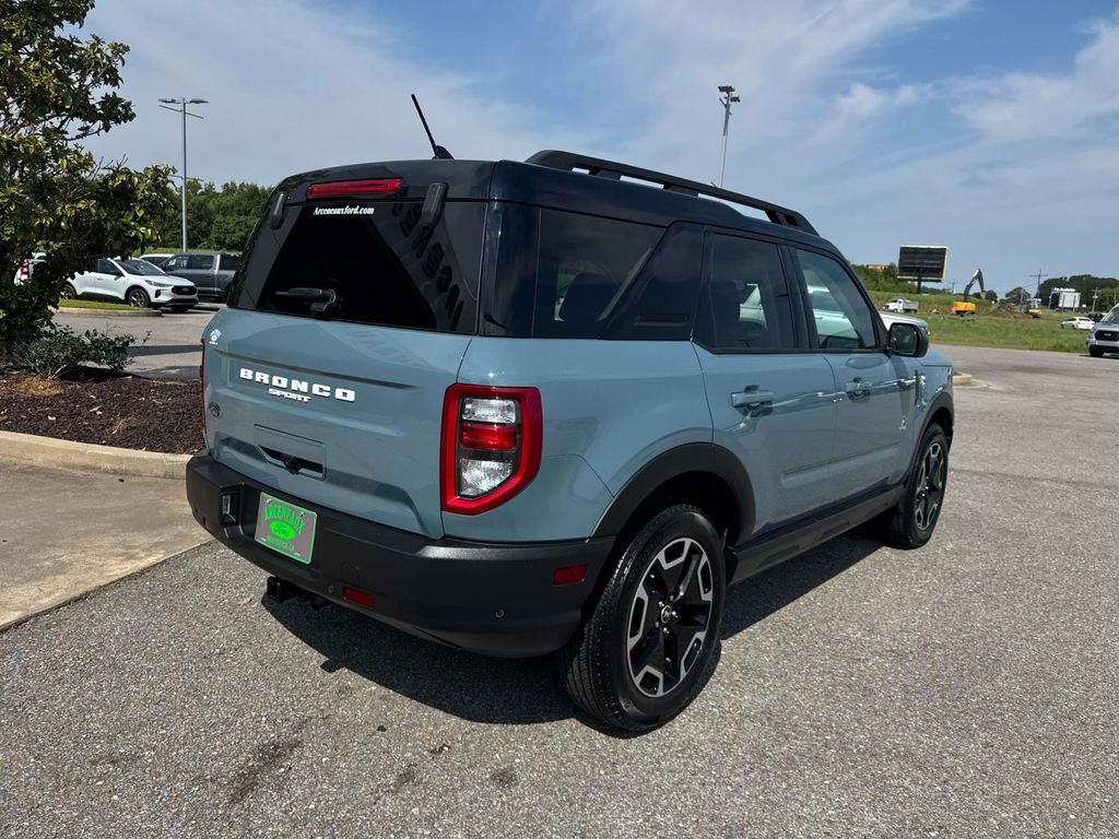 2023 Ford Bronco Sport Outer Banks photo 5