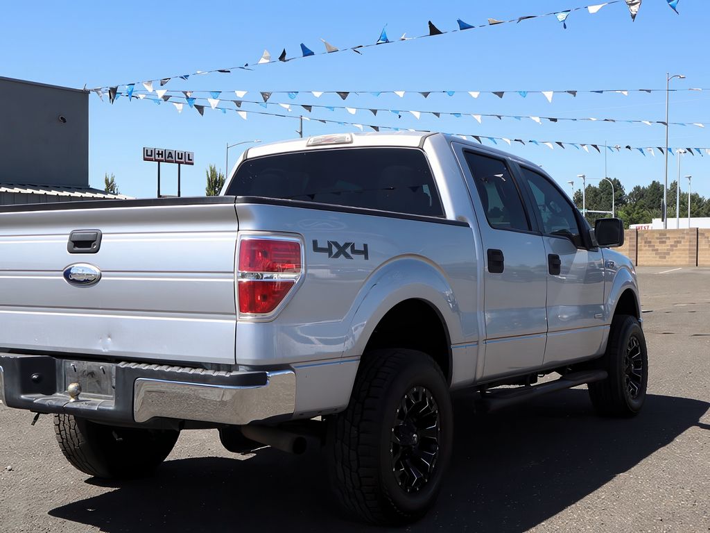 2012 Ford F-150 XLT photo 4