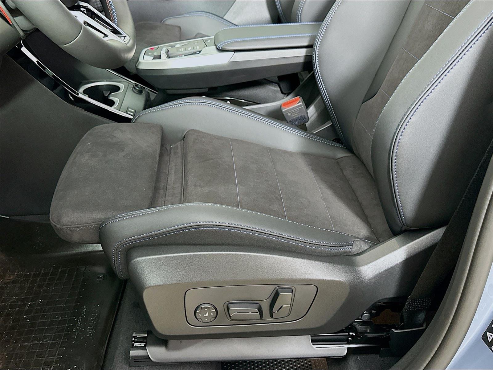 2026 Bmw X1 M35i photo 17