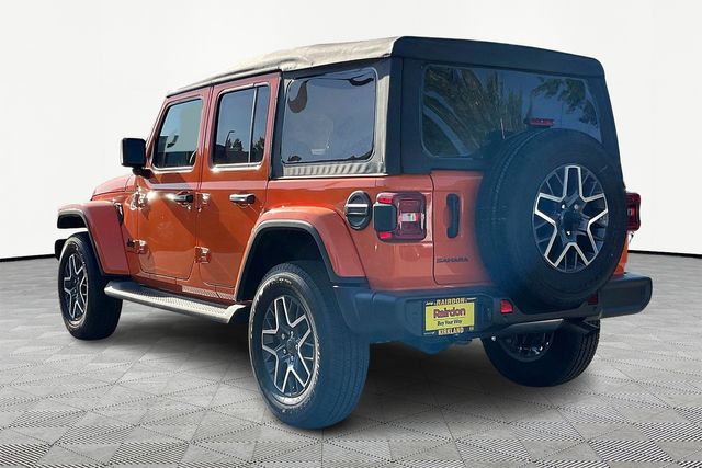 2025 Jeep Wrangler Sahara photo 3