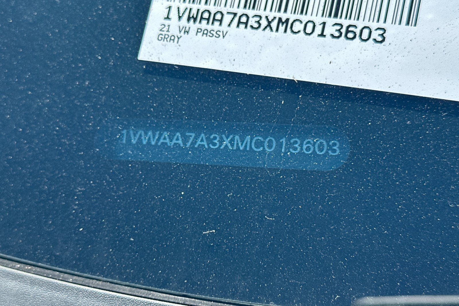 2021 Volkswagen Passat 2.0T S photo 2
