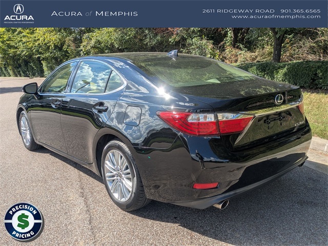 2015 Lexus ES 350 photo 3