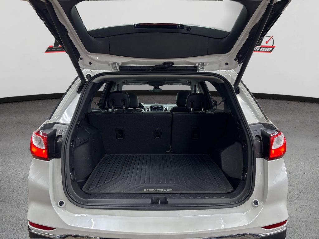 2018 Chevrolet Equinox Premier photo 11
