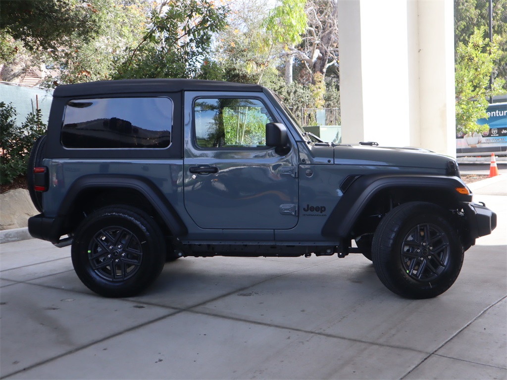 2025 Jeep Wrangler Sport S photo 3