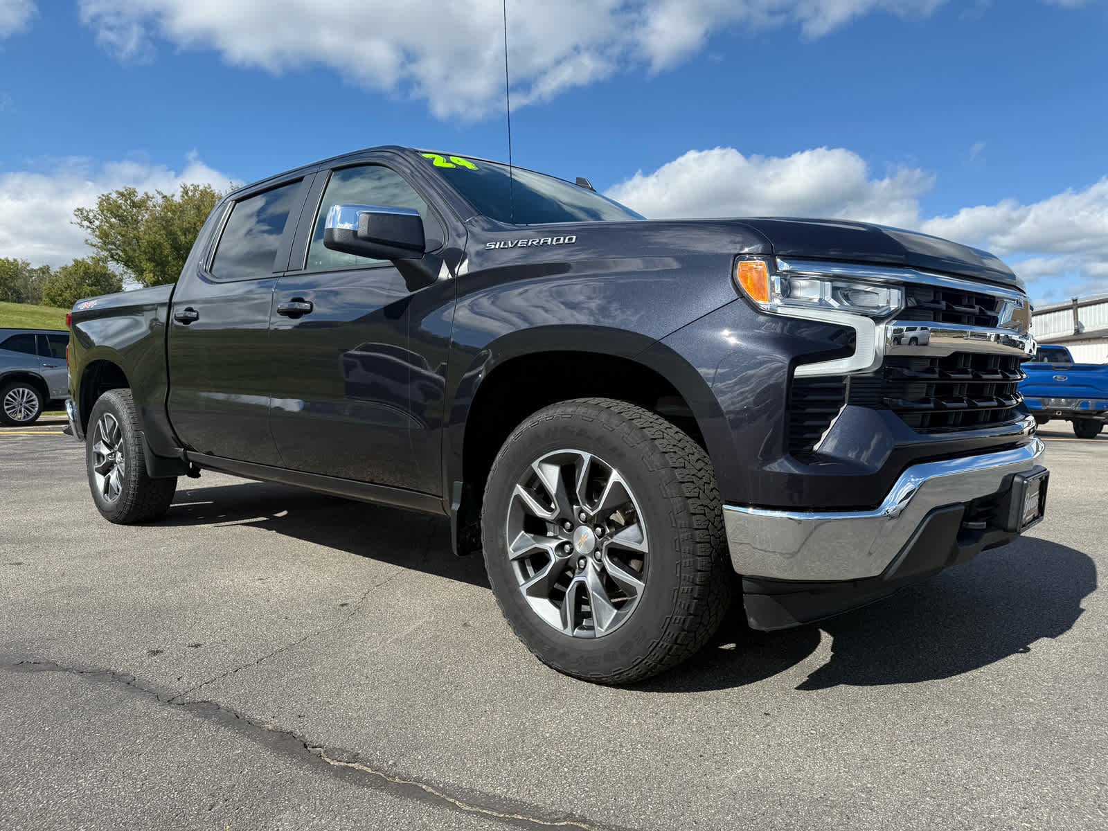 2024 Chevrolet Silverado 1500 LT photo 8