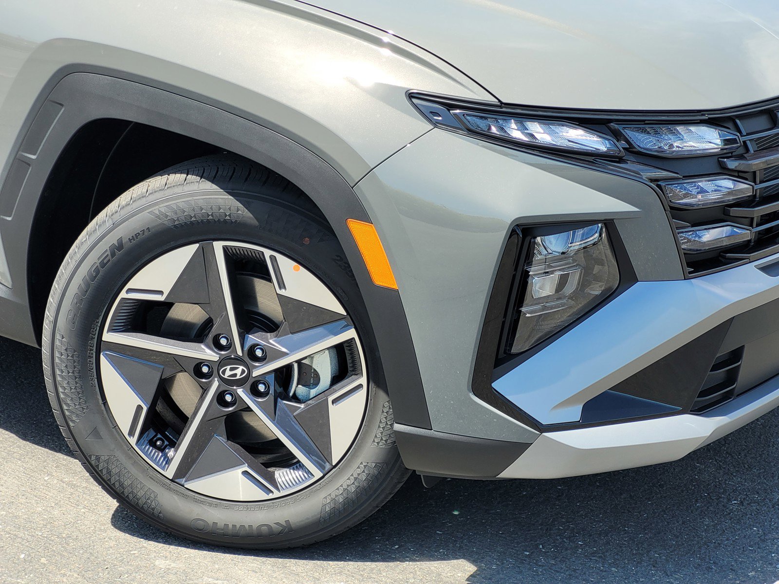 2025 Hyundai Tucson SEL photo 4