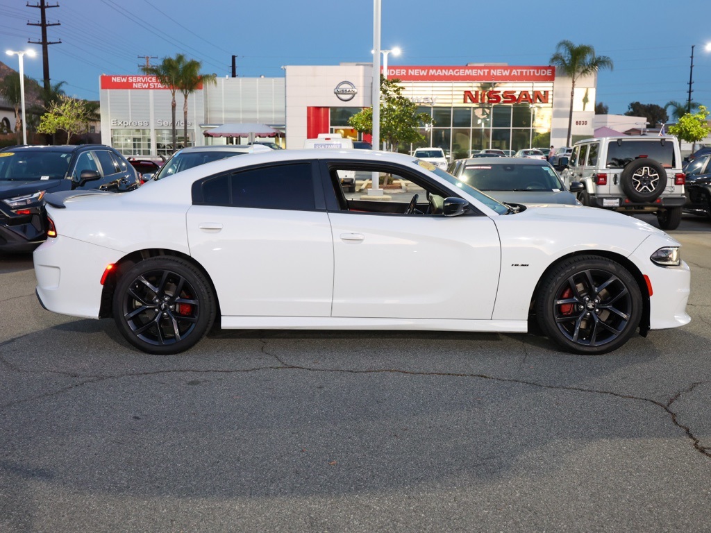 2019 Dodge Charger R/T photo 2