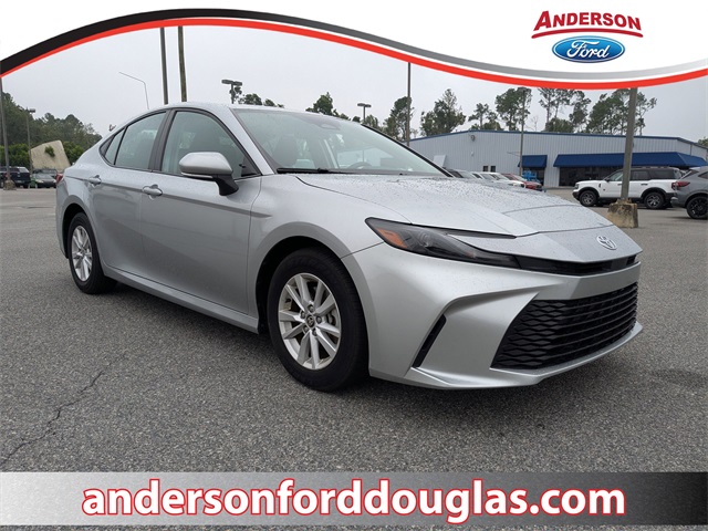 2025 Toyota Camry XSE's photo