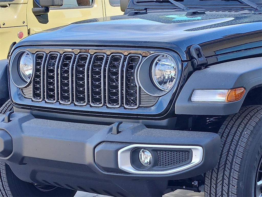 2025 Jeep Gladiator Sport photo 2