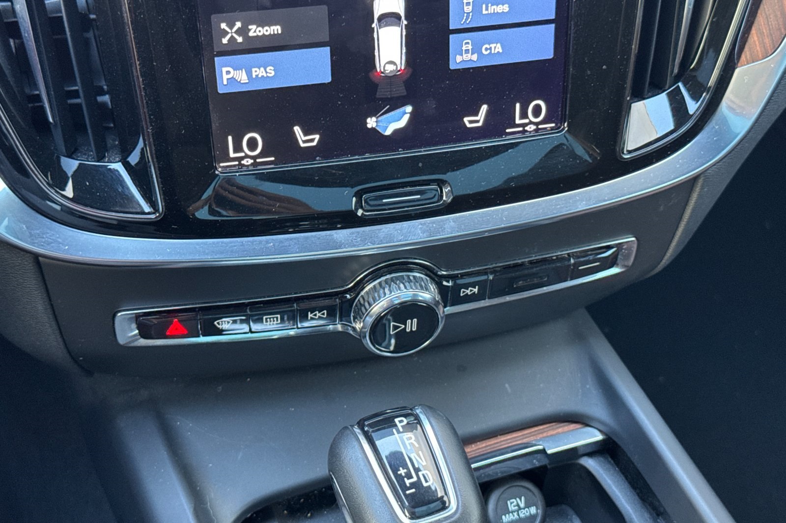 2022 Volvo V60 Cross Country T5 photo 24