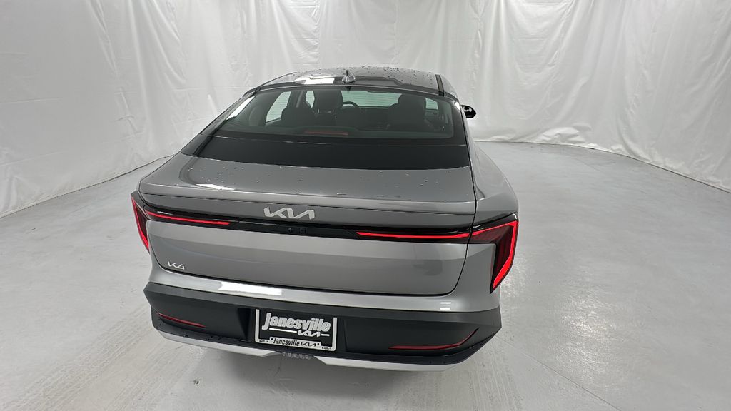 2025 Kia K4 LXS photo 4