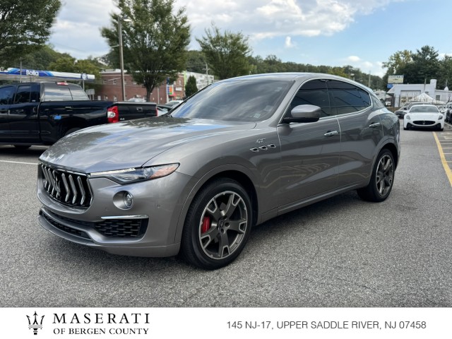 2022 Maserati Levante GT photo 2