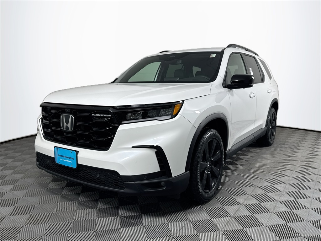 2025 Honda Pilot Black Edition's photo