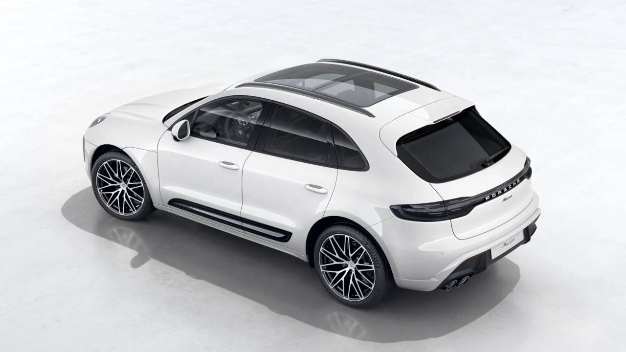 2026 Porsche Macan Base photo 4