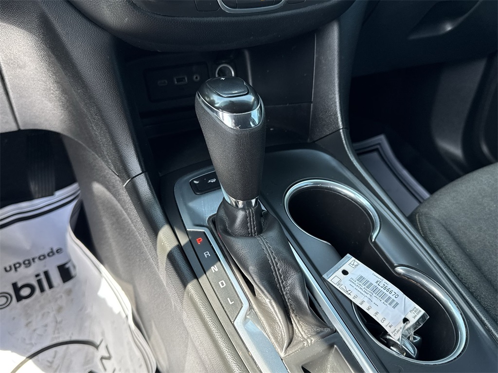 2019 Chevrolet Equinox LT photo 25