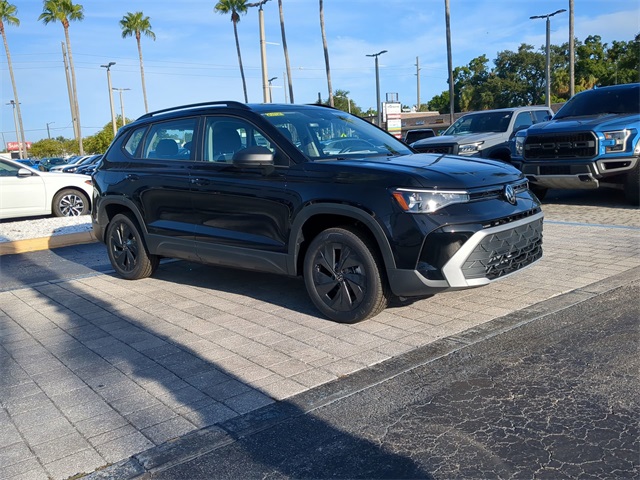 2025 Volkswagen Taos S photo 2