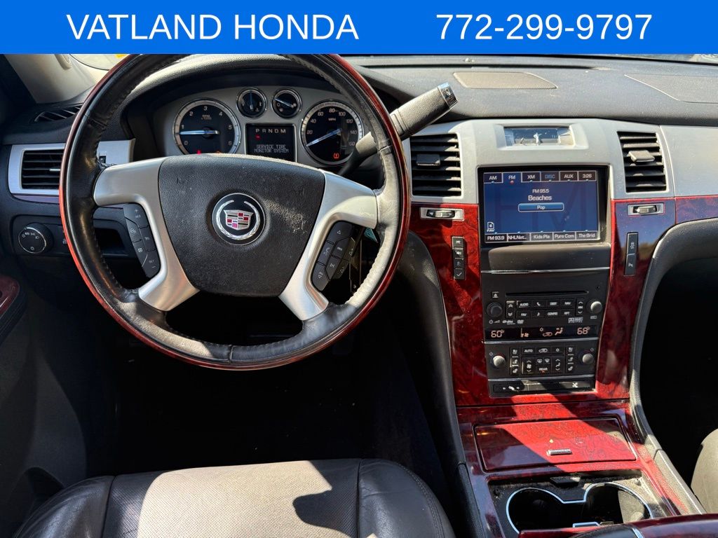2012 Cadillac Escalade Premium photo 10