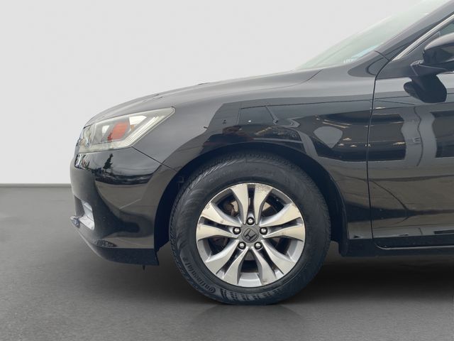 2013 Honda Accord LX photo 13