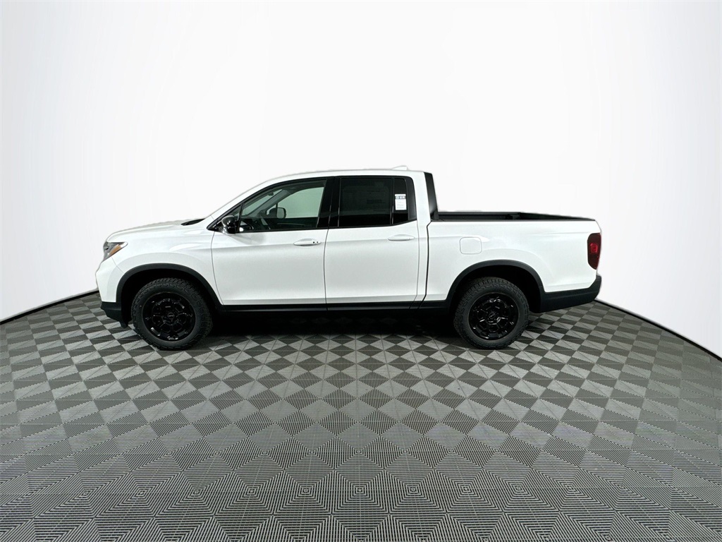 2025 Honda Ridgeline Sport photo 2