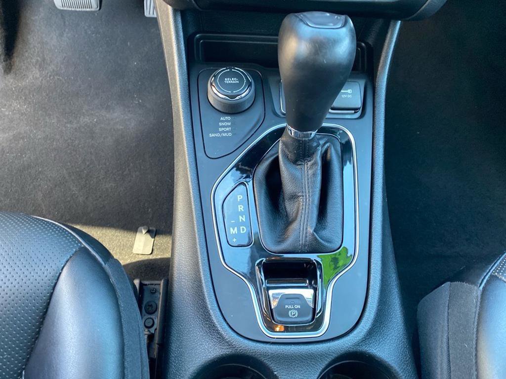 2022 Jeep Cherokee Limited photo 7