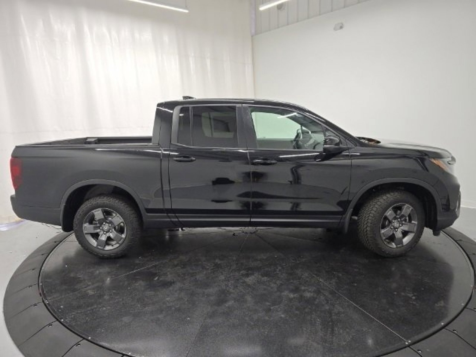 2025 Honda Ridgeline TrailSport photo 25