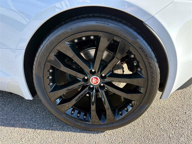 2019 Jaguar F-TYPE P380 photo 7