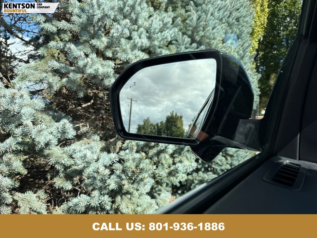 2022 Lincoln Navigator L Reserve photo 23