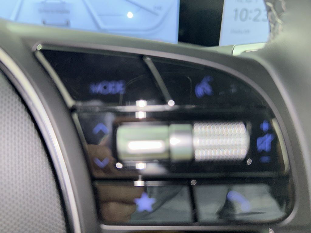 2024 Hyundai Ioniq 6 SEL photo 17