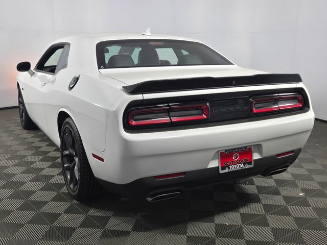 2023 Dodge Challenger R/T photo 8