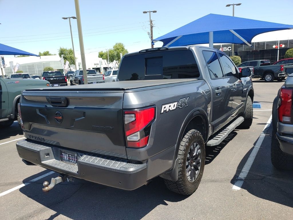 2020 Nissan Titan PRO-4X photo 4