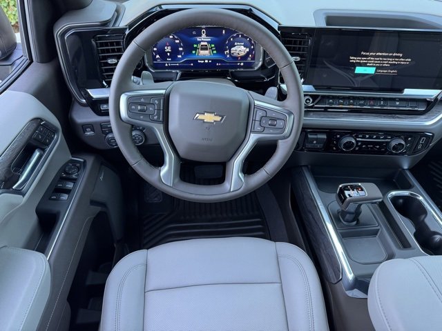 2025 Chevrolet Silverado 1500 LTZ photo 13