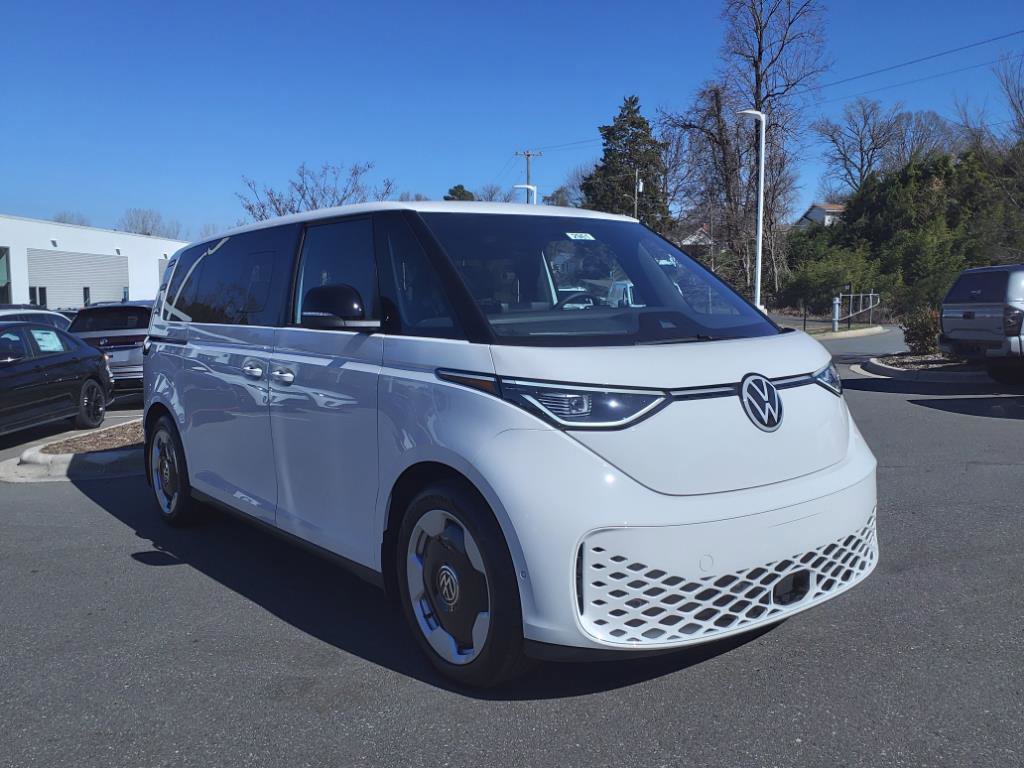 2025 Volkswagen ID. Buzz Pro S photo 3
