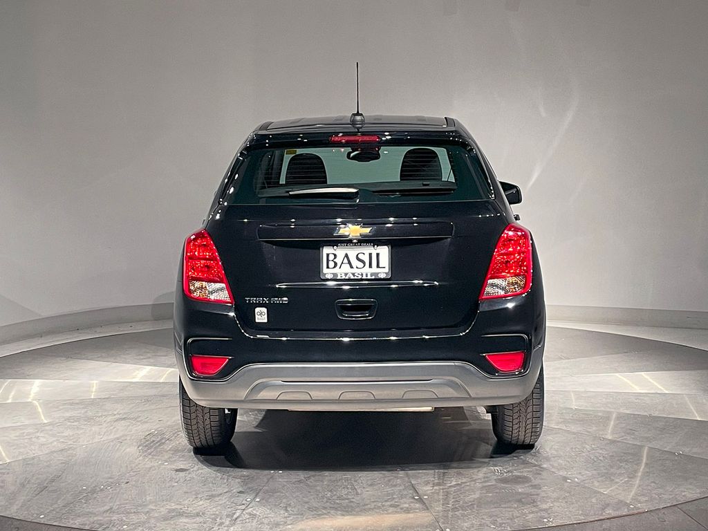 2019 Chevrolet Trax LS photo 10